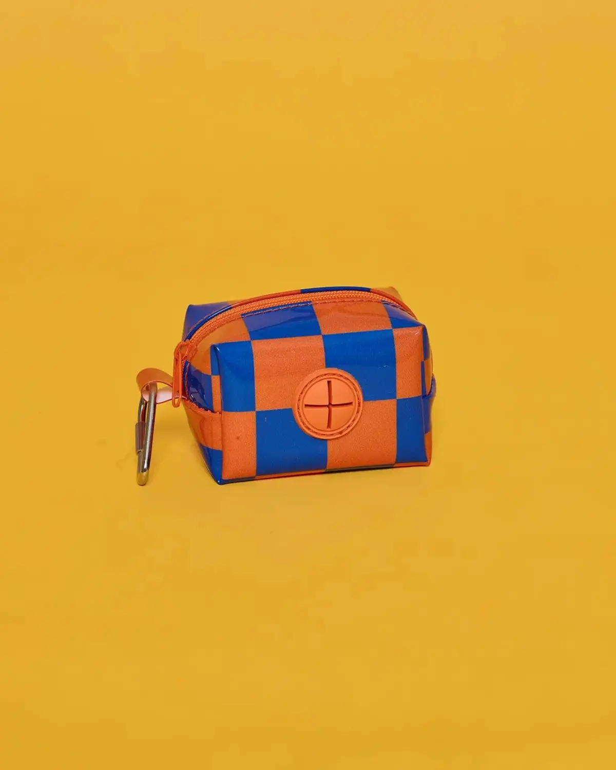 Checkered Vinyl Poo Pouch Holder 1