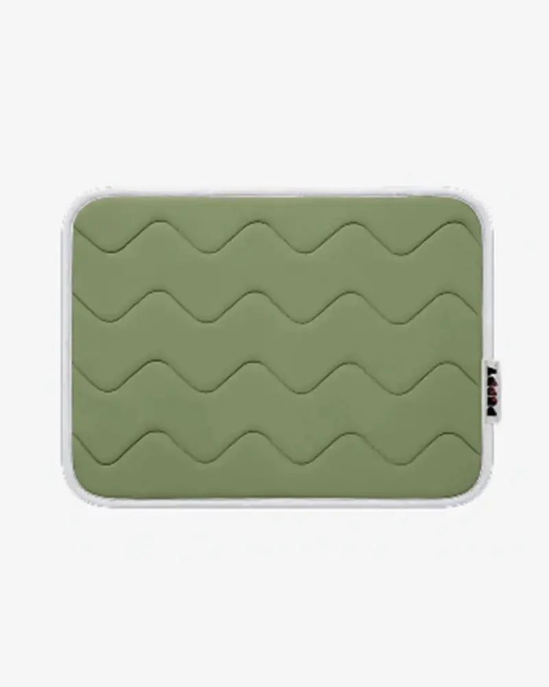 Cool Wave Memory Foam Dog Mat 1