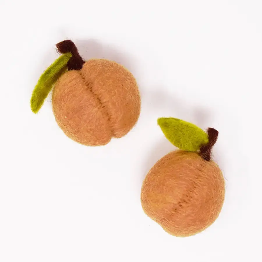 Kitty Peach Wool Cat Toy 1