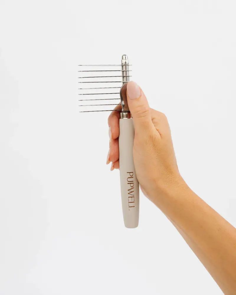 The Dematting Comb For Dogs 1