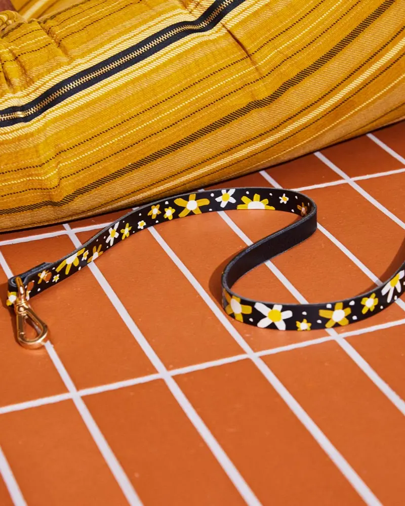 Posie Leather Dog Leash In Sunshine 1