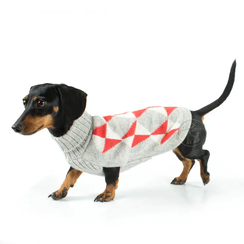 Alqo Wasi | Coral Argyle Sweater 1
