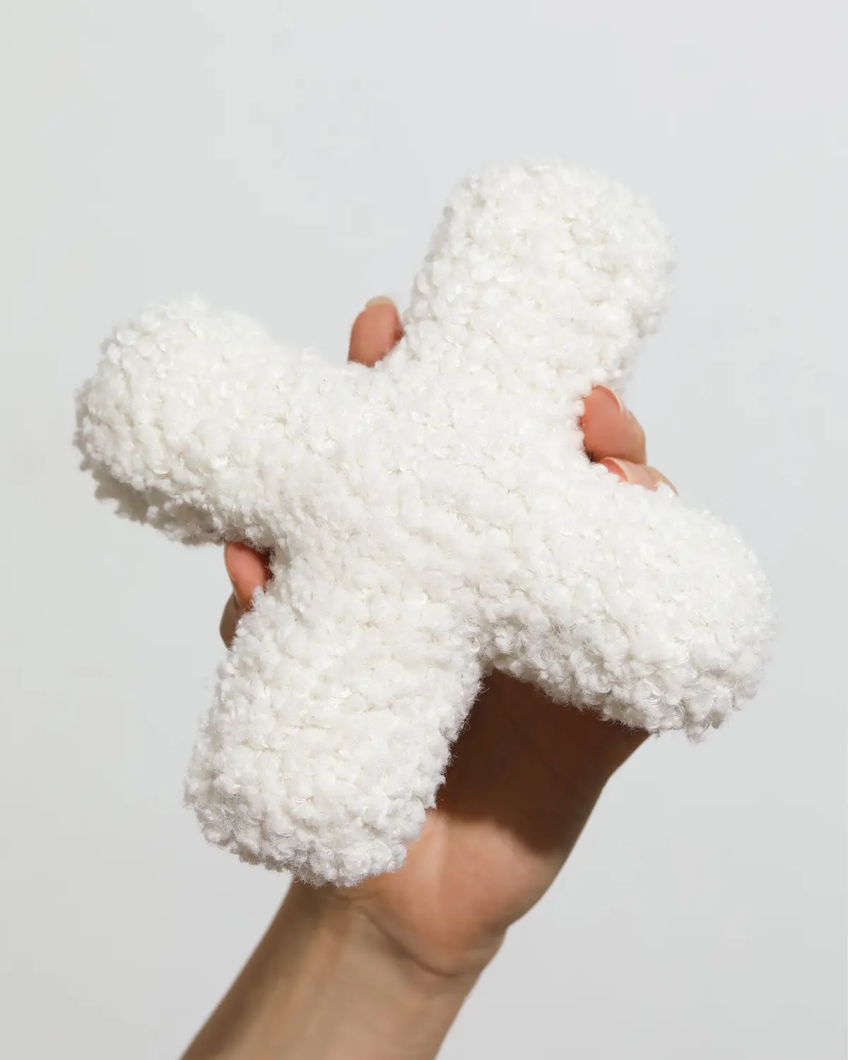 Hugs Boucle Squeaky Dog Toy 1