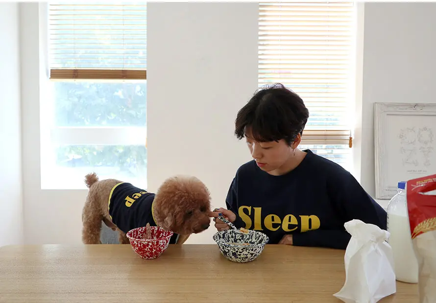 Cote A Cote | Human Sleep Sweatshirt 1