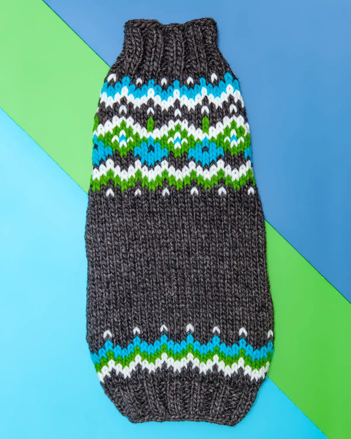 Winter Wonder Fairisle Dog Sweater In Charcoal << Clearance >> 1