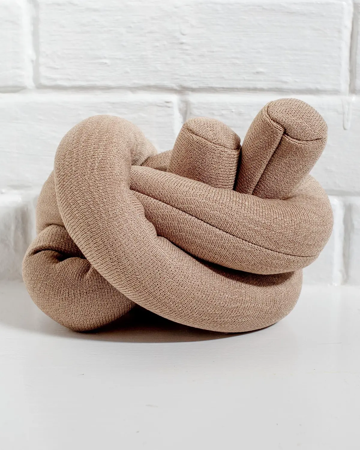 Nounou Interactive Crinkle Dog Toy In Tan 1