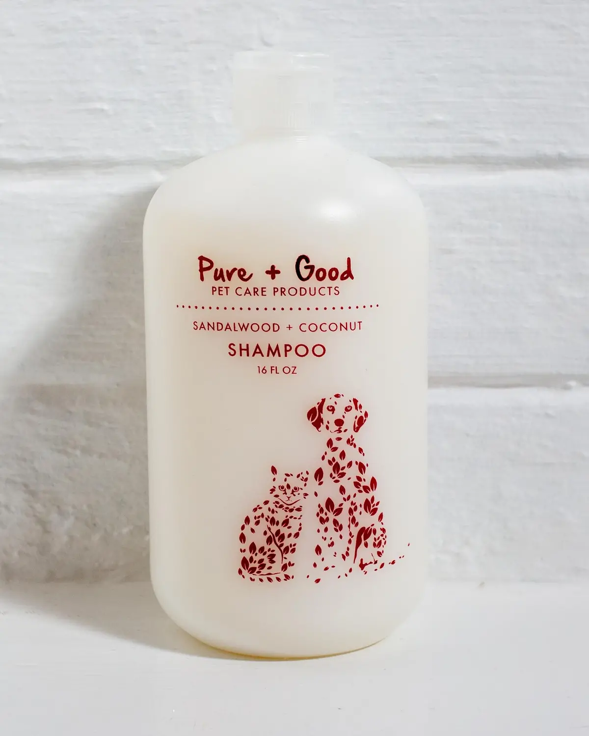 Sandalwood & Coconut Deep Cleansing Shampoo For Dogs & Cats 1