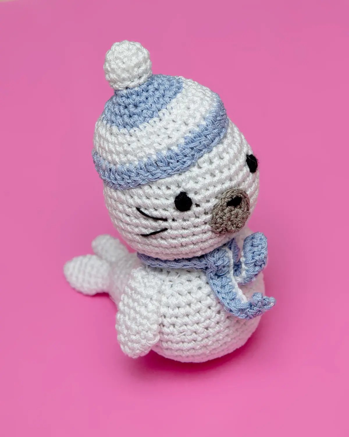 Sammy The Seal Organic Cotton Knit Dog Toy 1