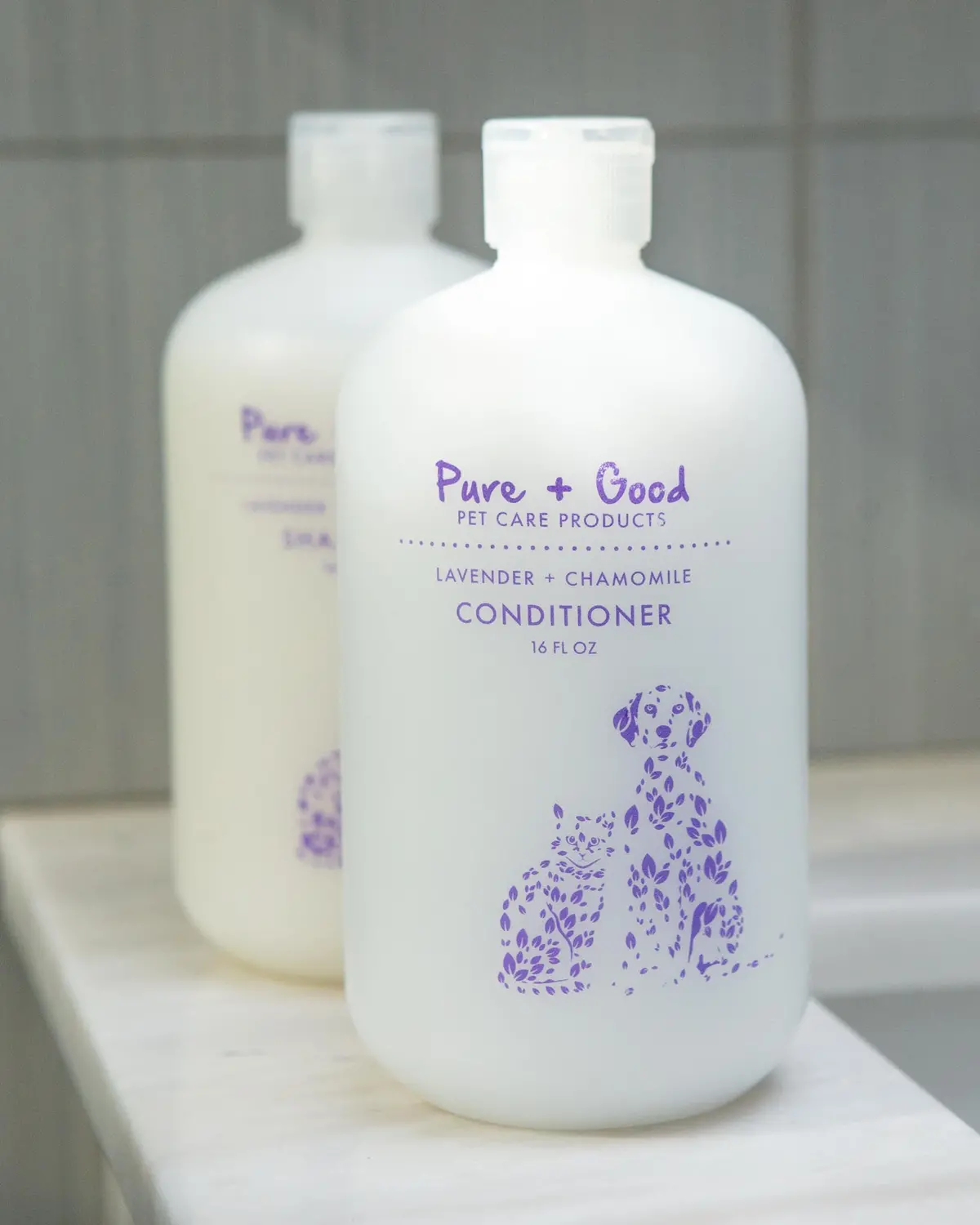 Purifying Conditioner For Dogs & Cats In Lavender + Chamomile 1