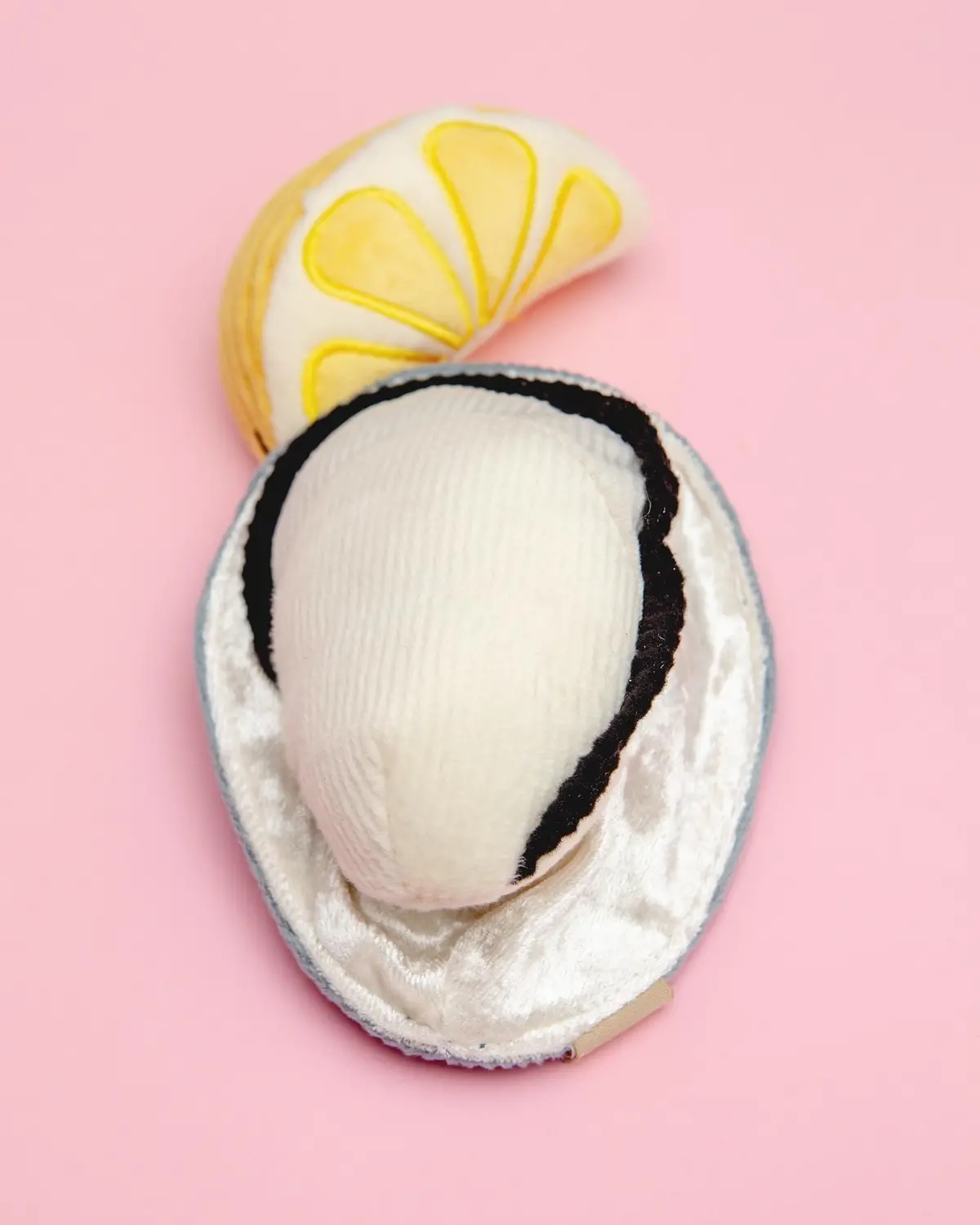 Gillardeau Oyster Dog Plush Toy 1