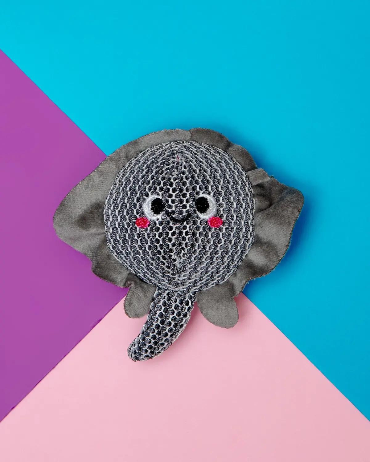 Stingray Squeaky Ball Dog Toy 1