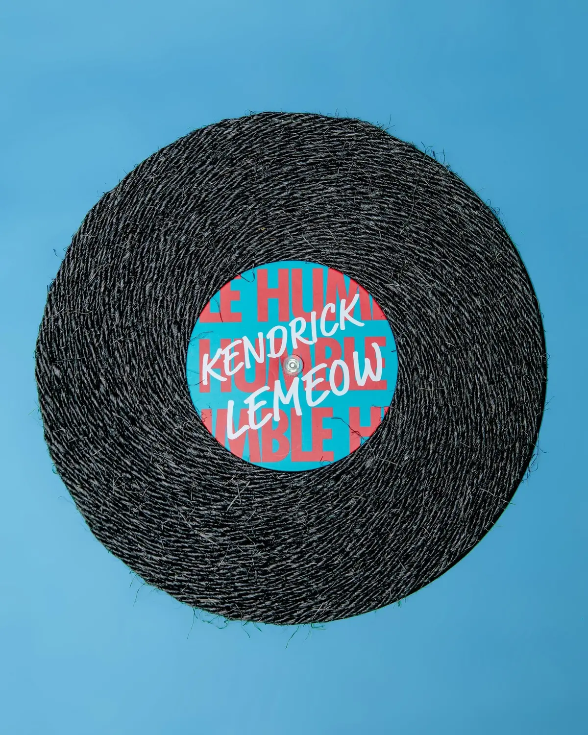 Kendrick Lemeow Record Cat Scratcher 1