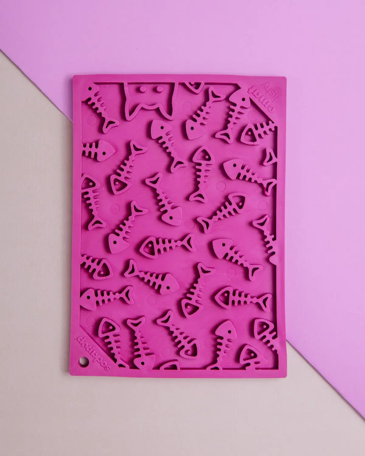 Fishy Pet Lick Mat (Made In The Usa) 1