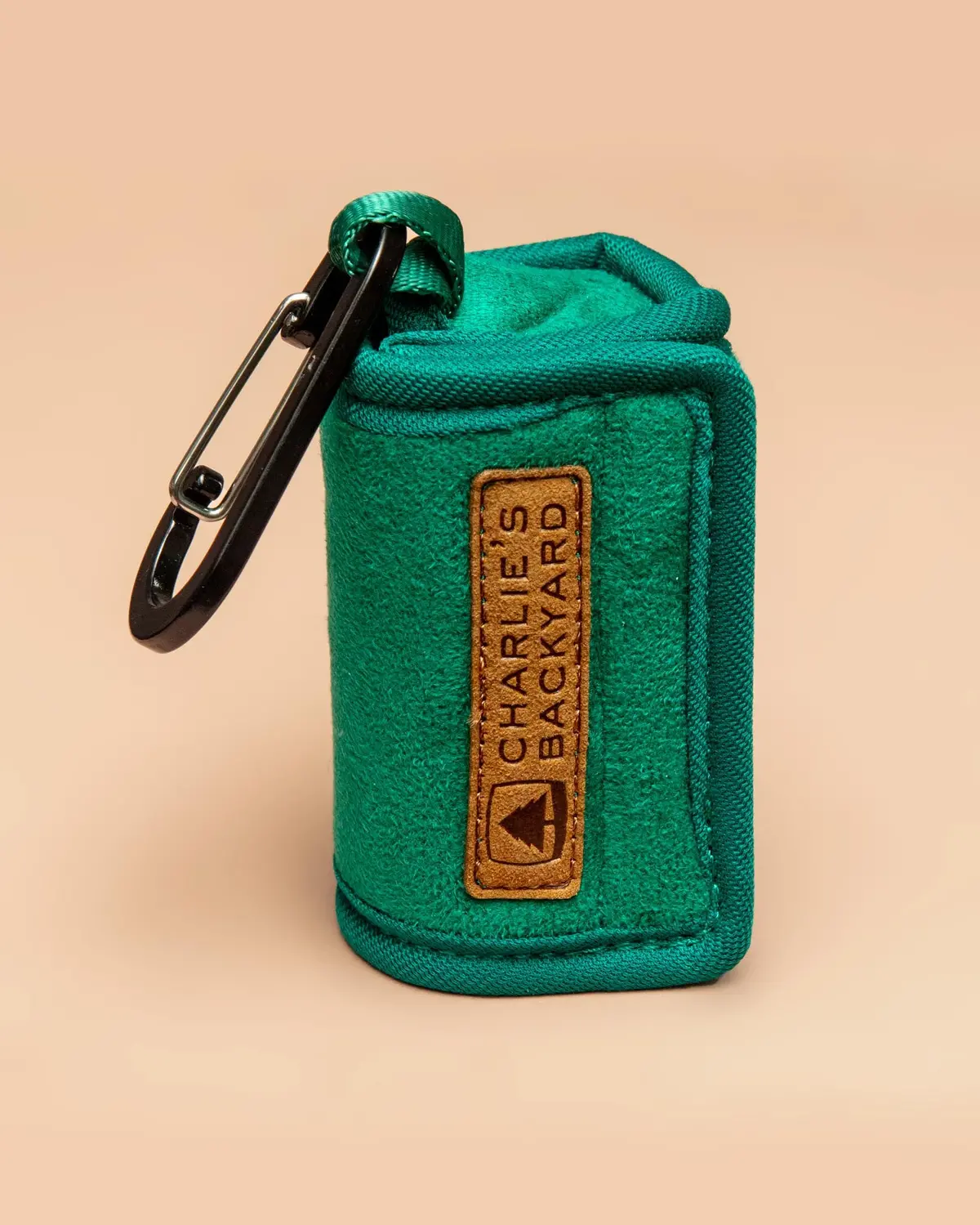 Easy Poo Bag Pouch In Green 1
