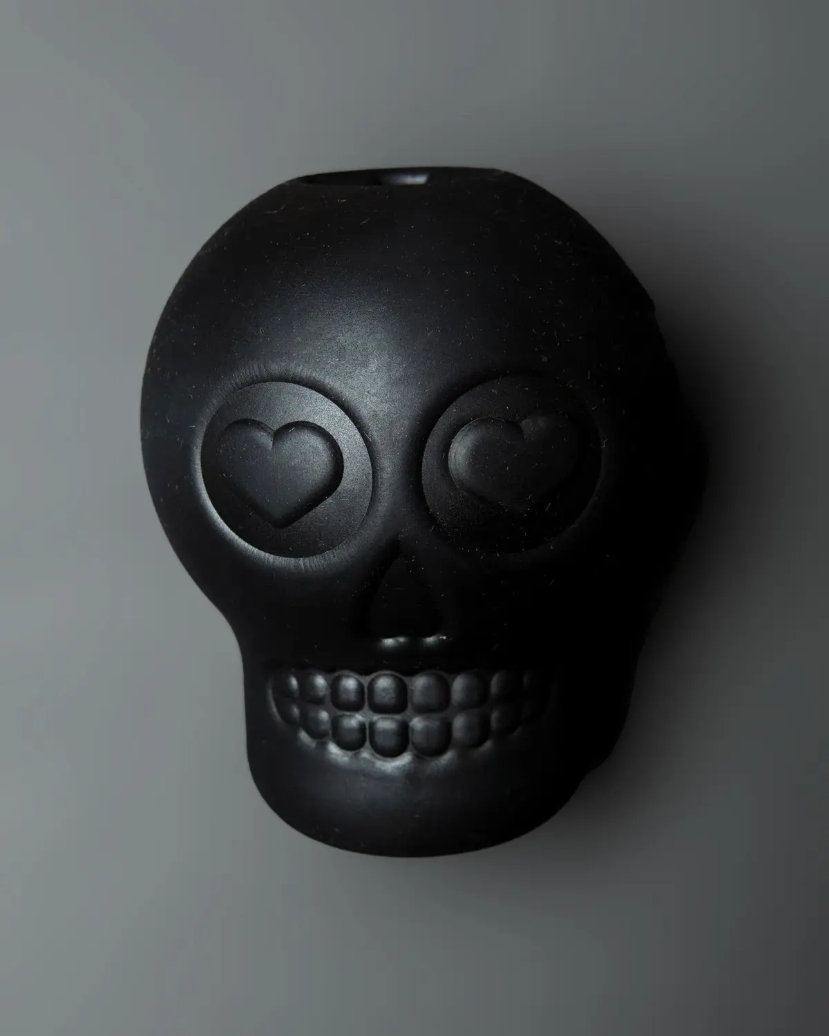 Skull Durable Treat Dispensing Dog Toy (Made In The Usa) 1