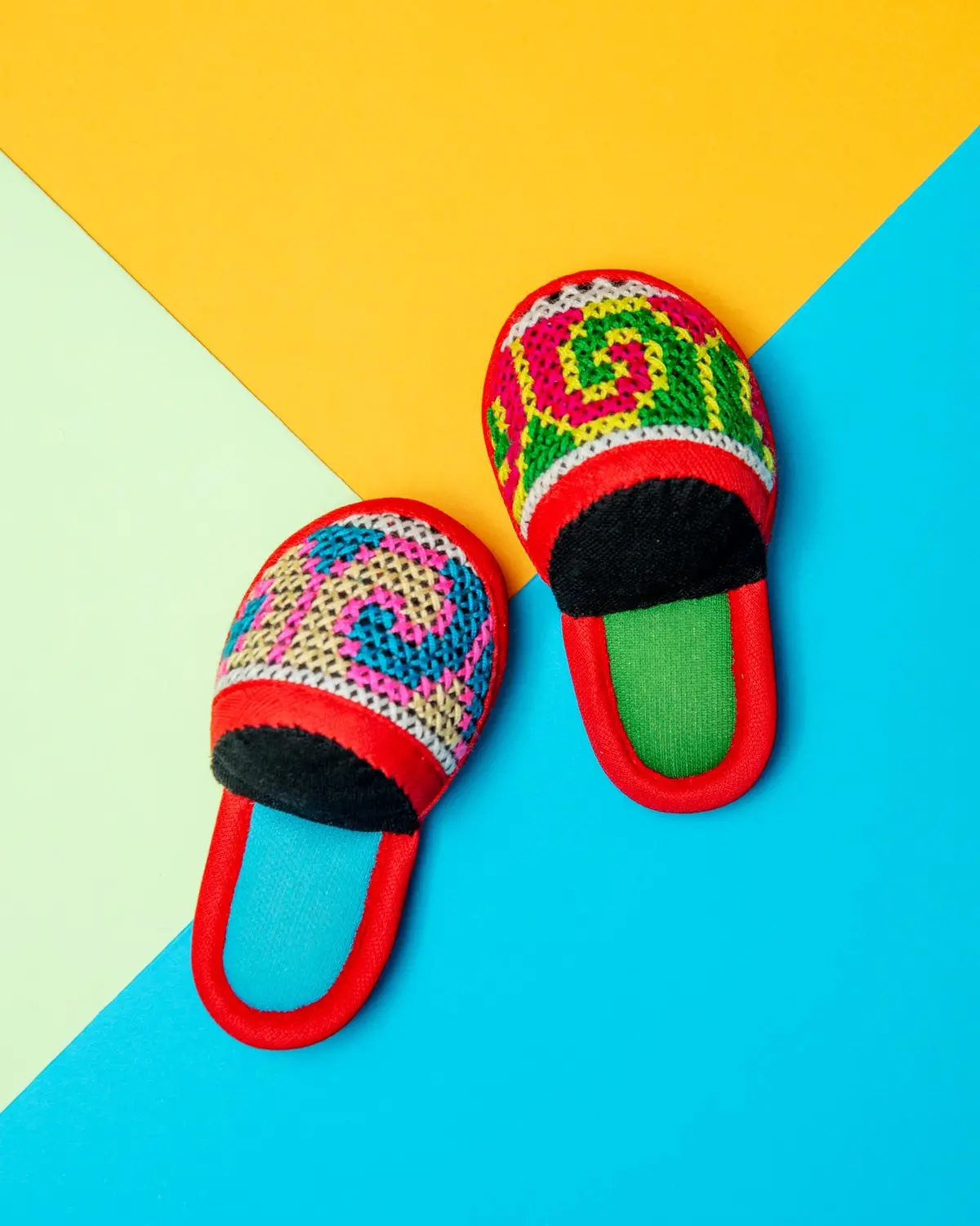 Lil' Slippers Catnip Toy 1