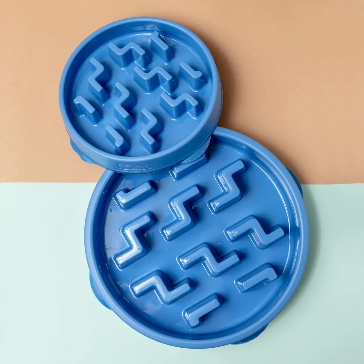 Zig-Zag Slow Feeder For Dogs & Cats 1