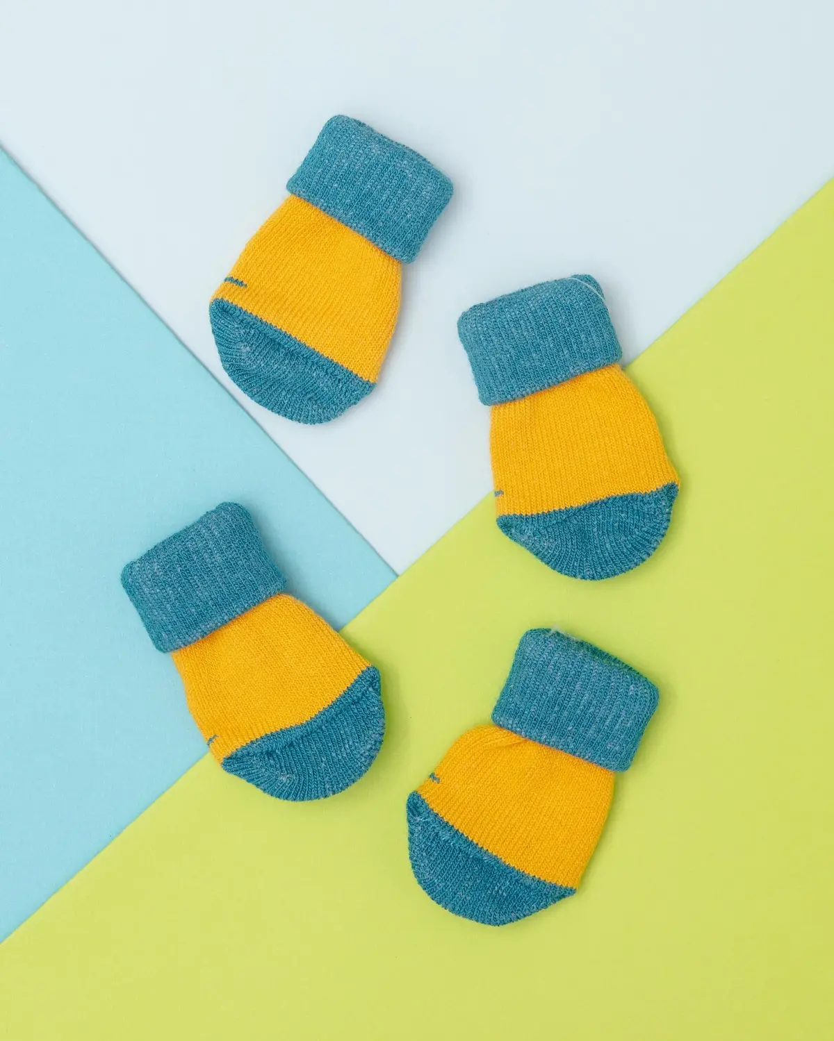 Grip Dog Socks In Yellow & Blue (Final Sale) 1