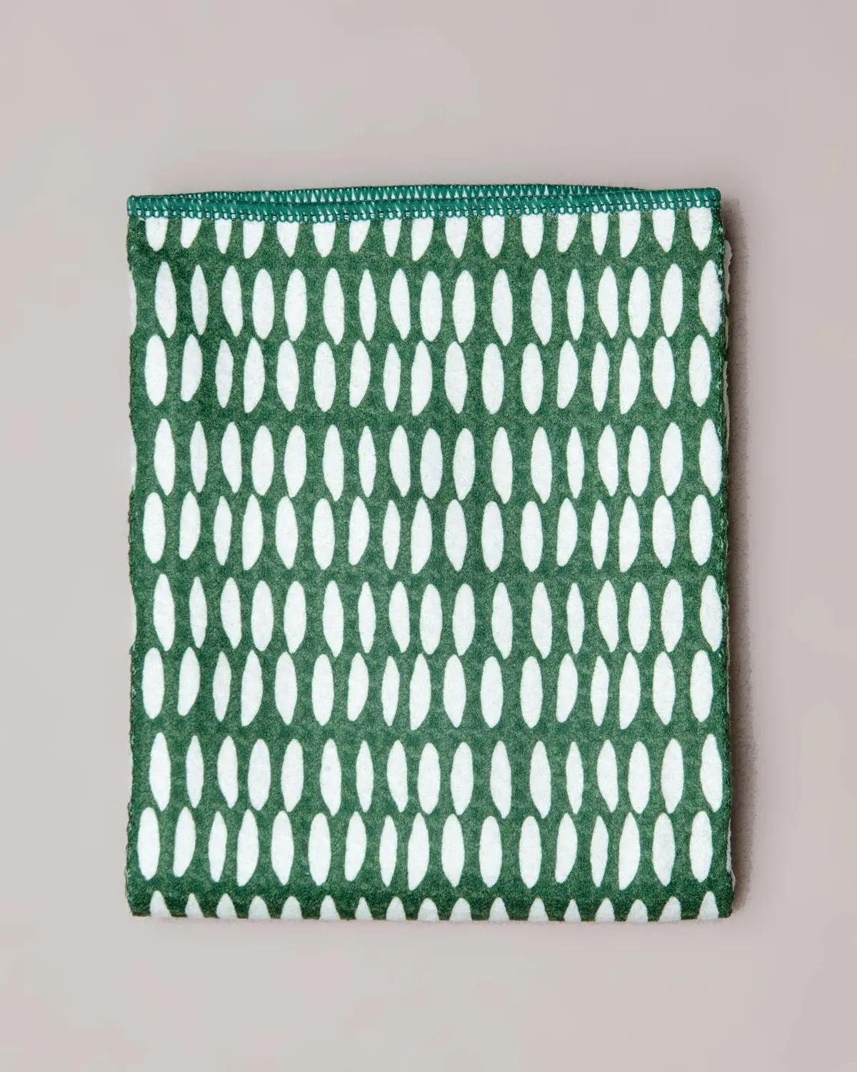 Anywhere Towel In Garden Green 1