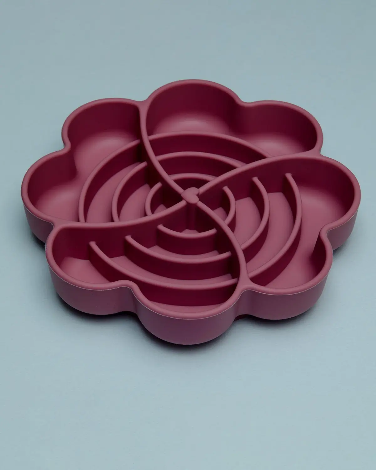 Flower Slow Feeder For Dogs And Cats In Strawberry 1