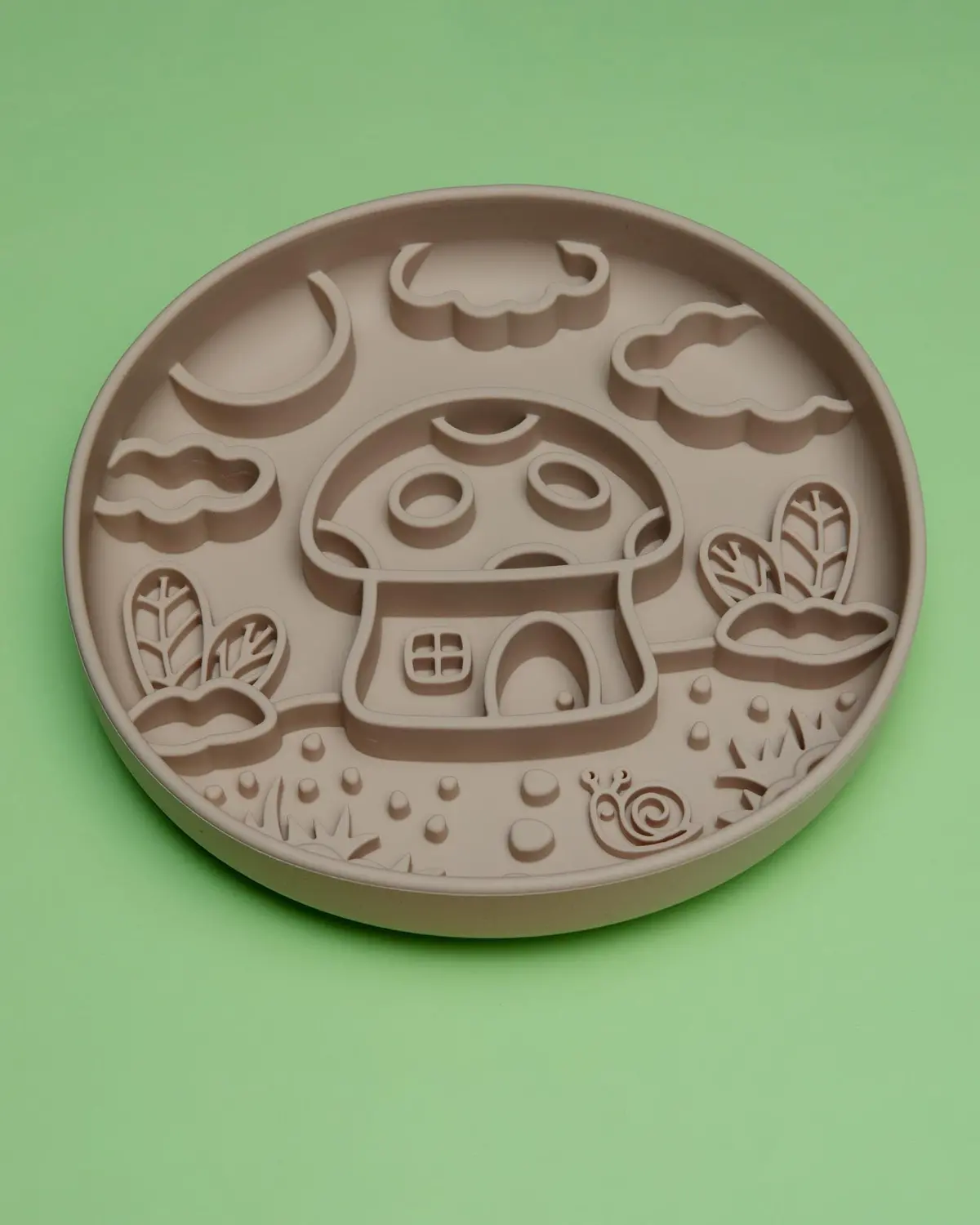 Mushroom Slow Feeder In Cloud For Dogs And Cats 1