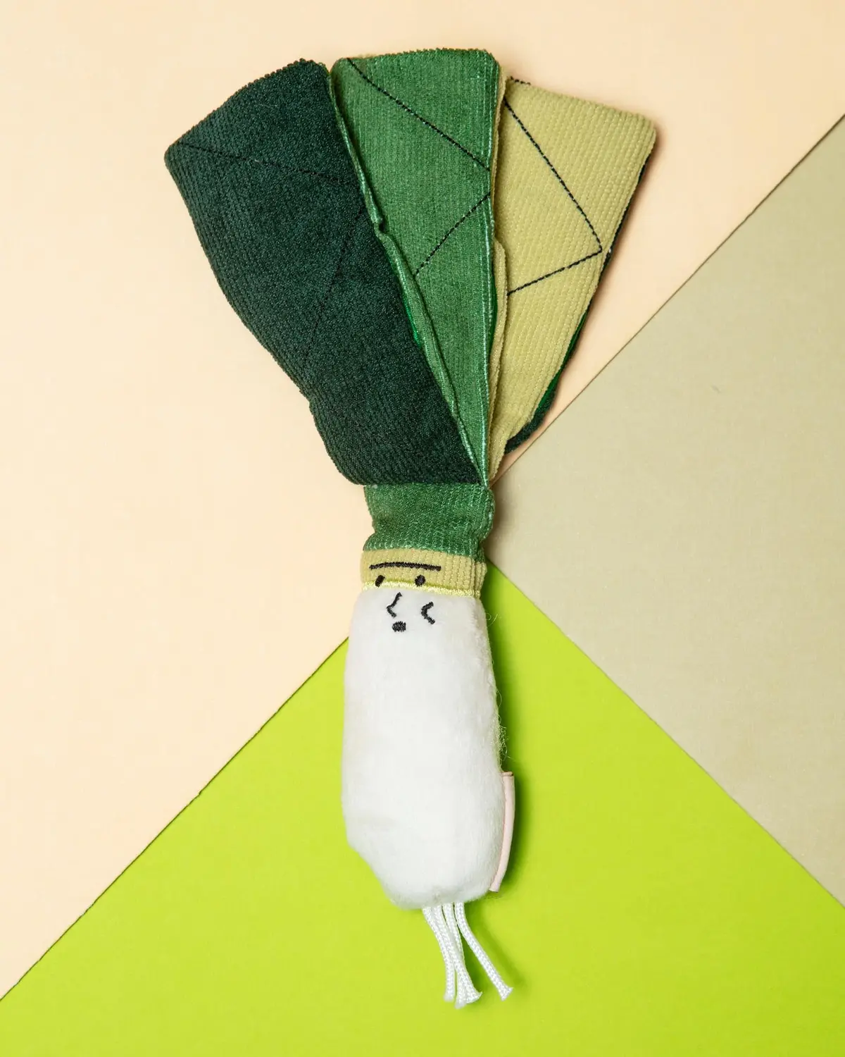 Green Onion Nosework Dog Toy 1