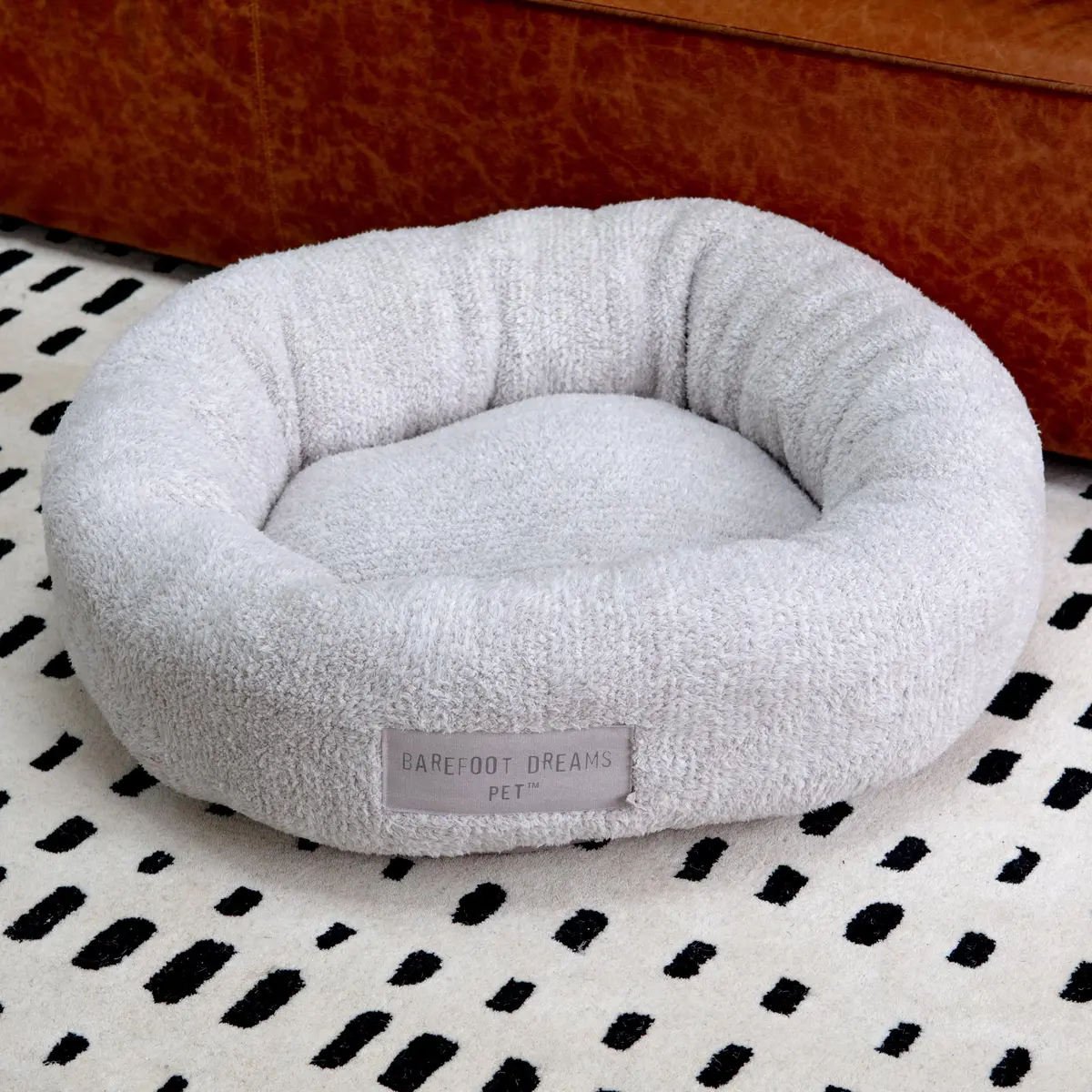 Cozychic™ Round Dog Bed In Silver Pearl 1