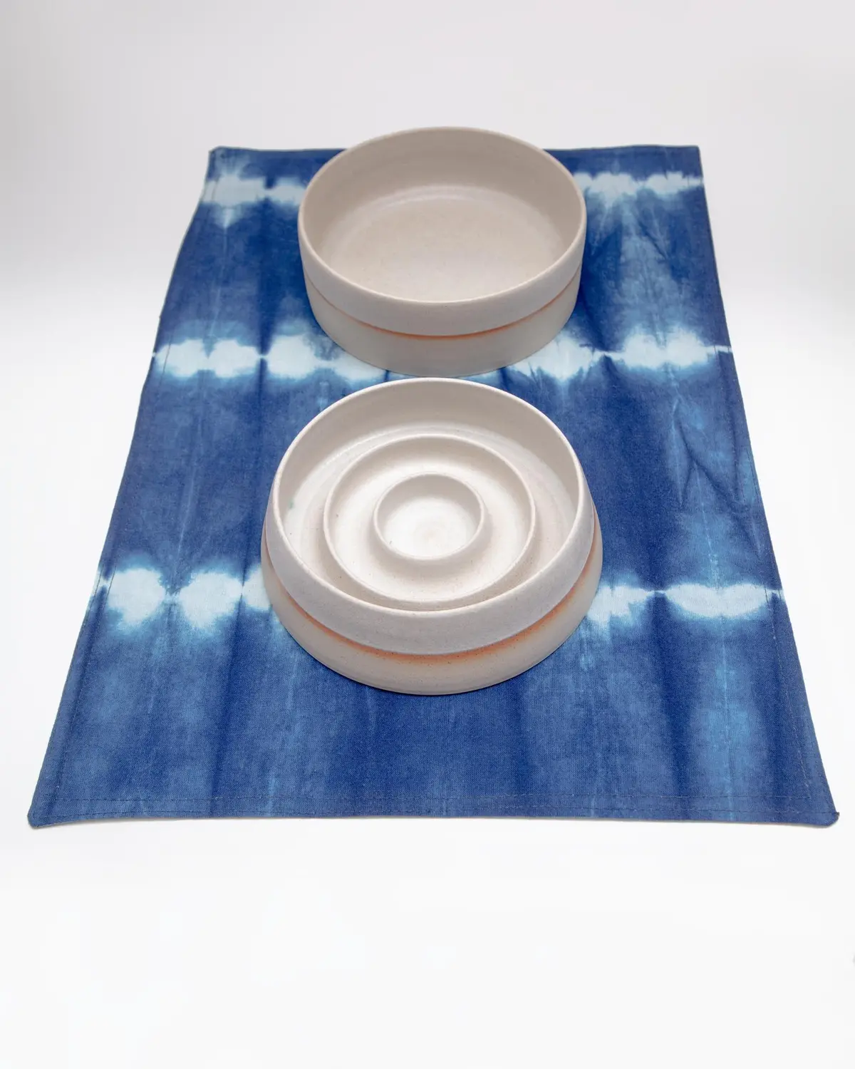 Alma De Añil Placemats In Blue Tie-Dye (Final Sale) 1