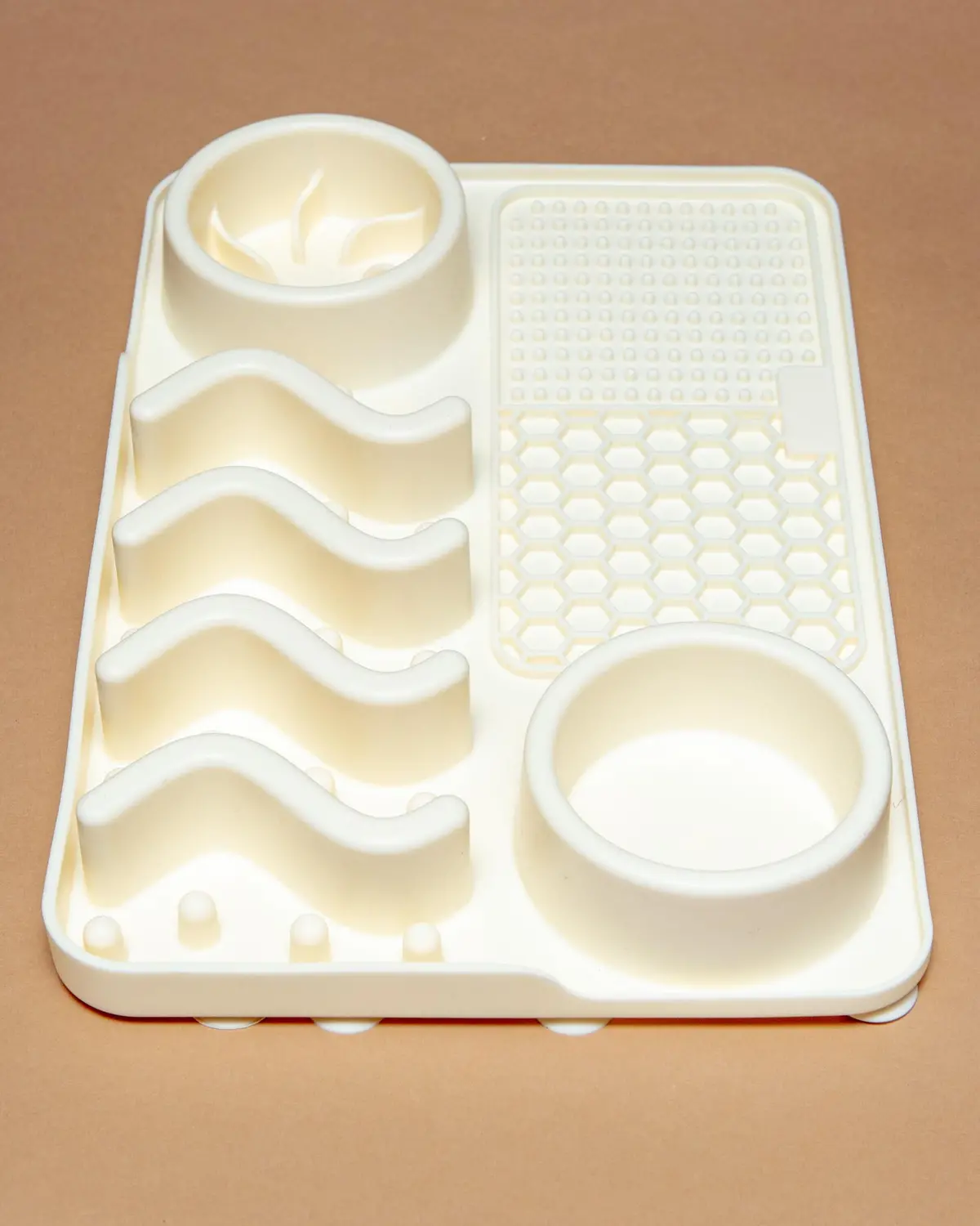 4-In-1 Silicone Feeding + Lick Mat 1