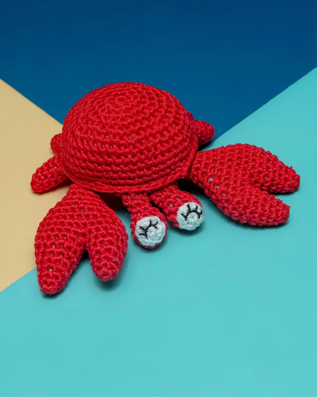 Clawdious The Crab Organic Knit Dog Toy 1