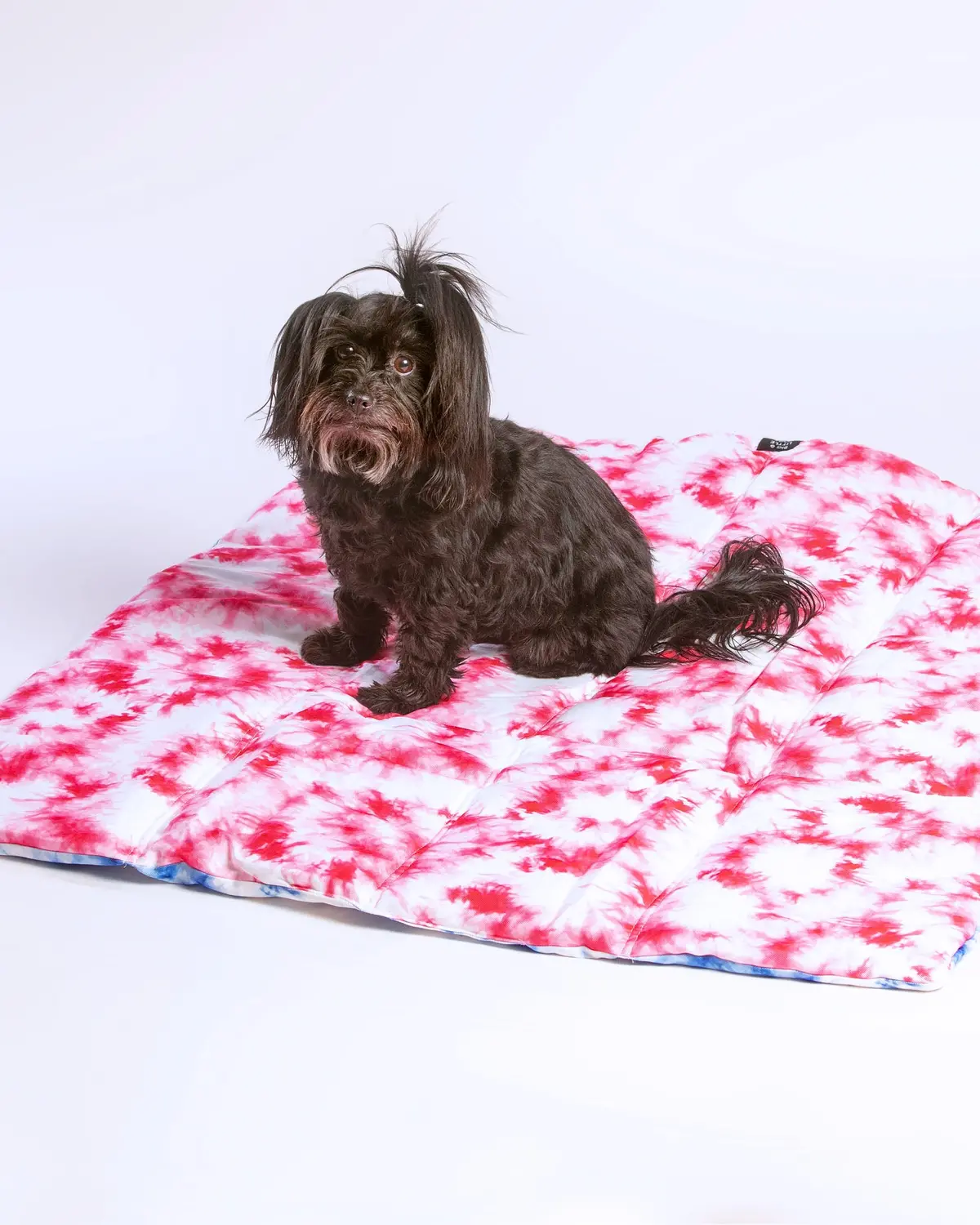 On-The-Go Pet Mat In Indigo & Neon Pink Tie-Dye (Final Sale) 2