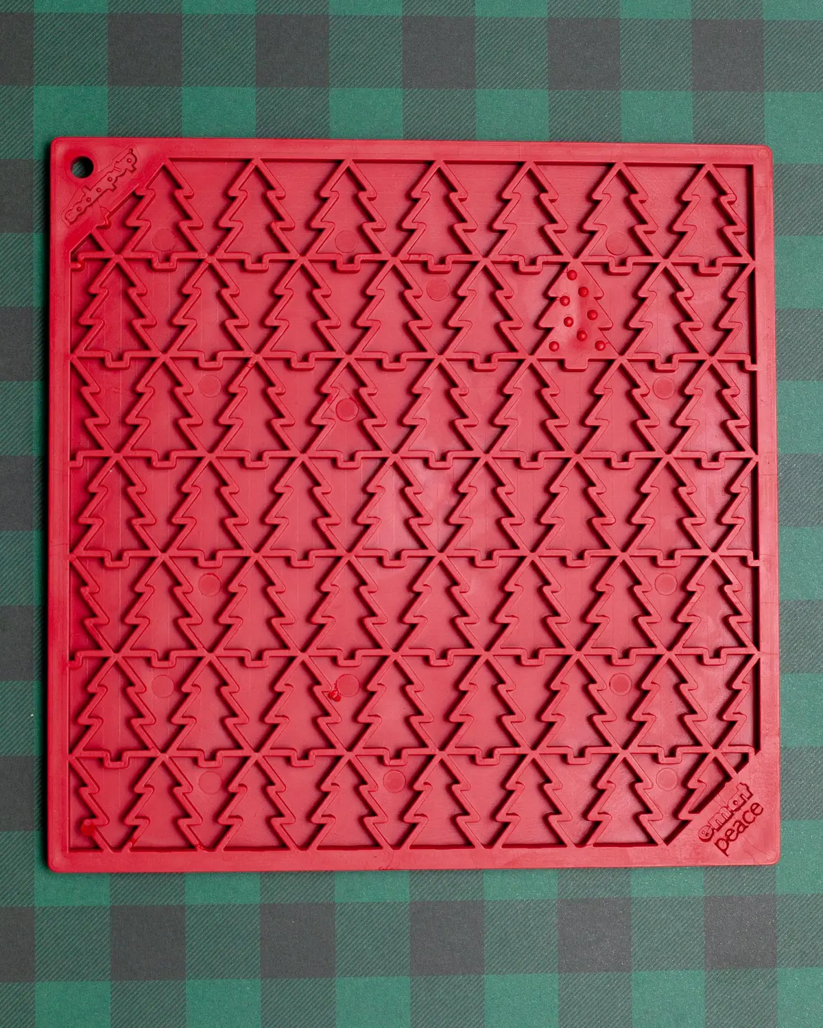 Pine Tree Pet Lick Mat (Made In The Usa) 1
