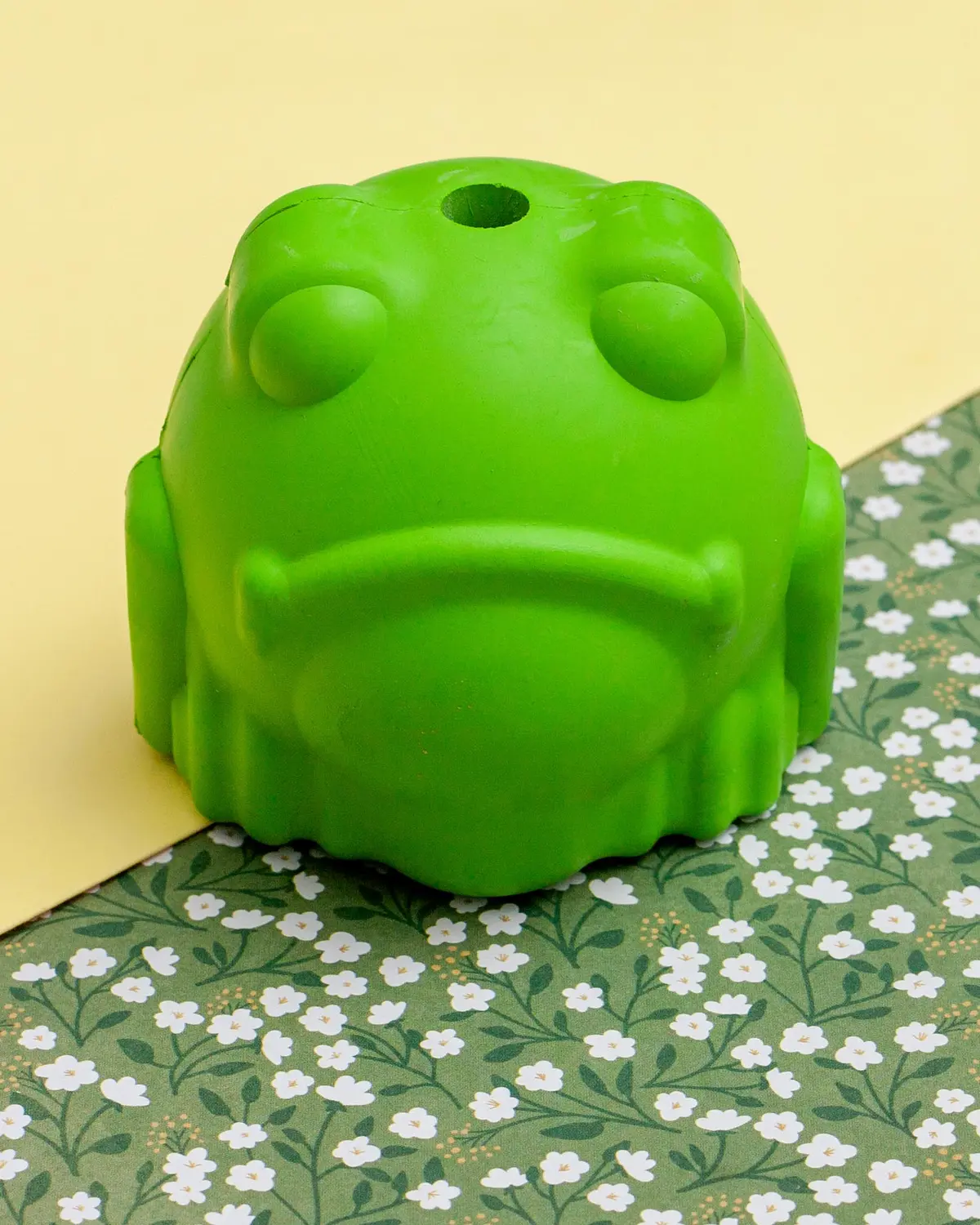 Bull Frog Tuff Chew & Treat Dispensing Dog Toy (Made In The Usa) 1
