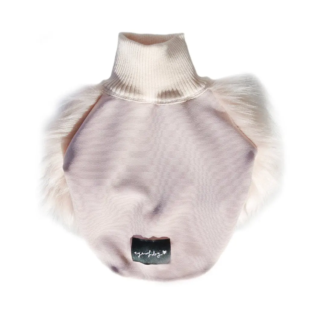 Eye Of Dog | Milk Faux Fur Top 1