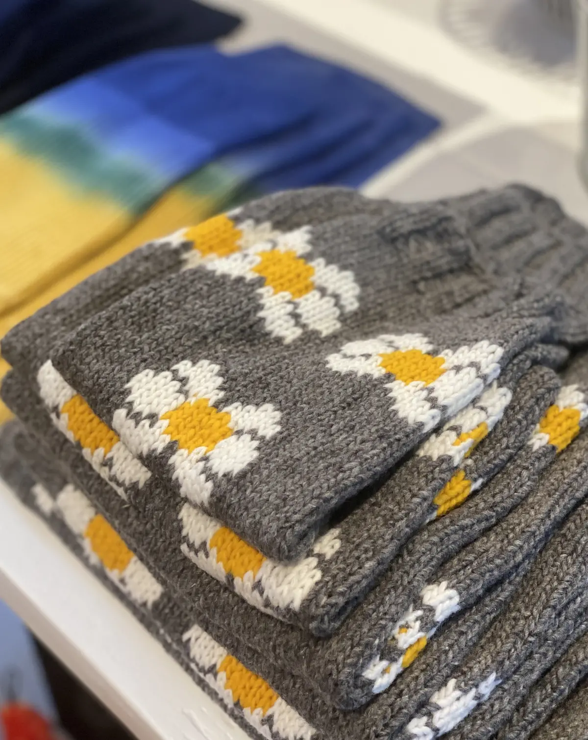 Daisy Wool Knit Dog Sweater << Final Sale >> 1
