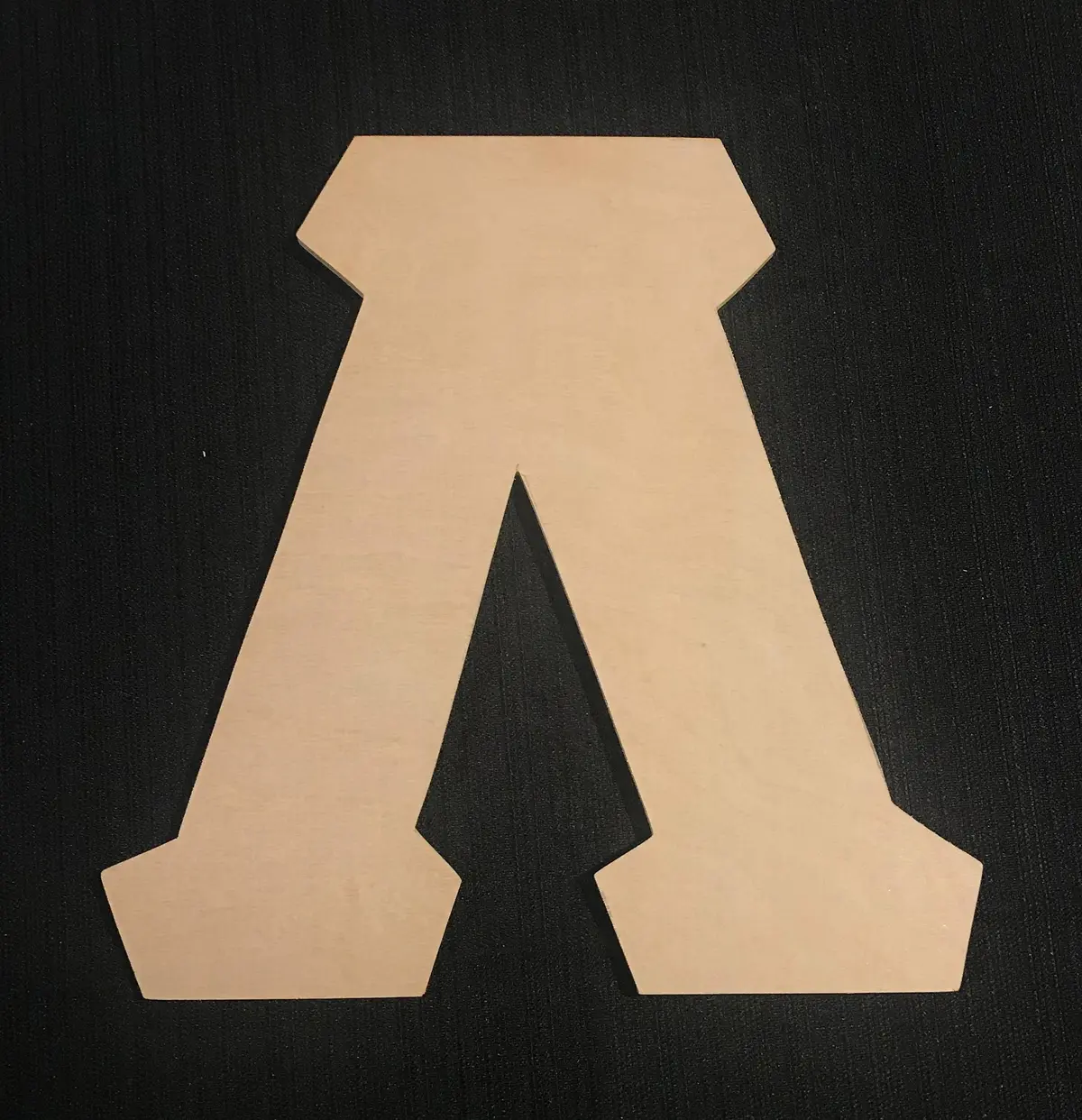 7.5" Letter - Lambda 1