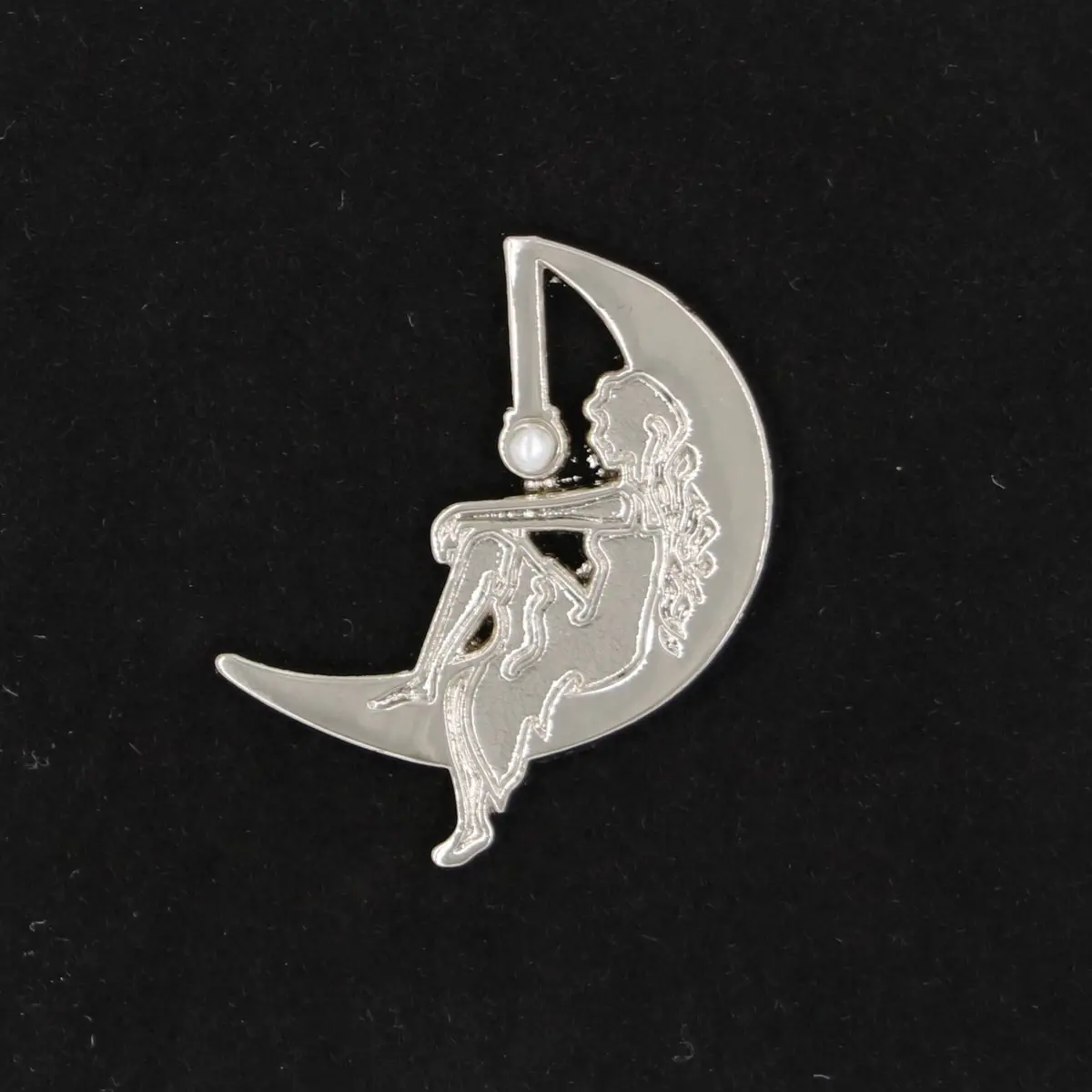 Lambda Theta Alpha Lady On The Moon Silver Pin 1