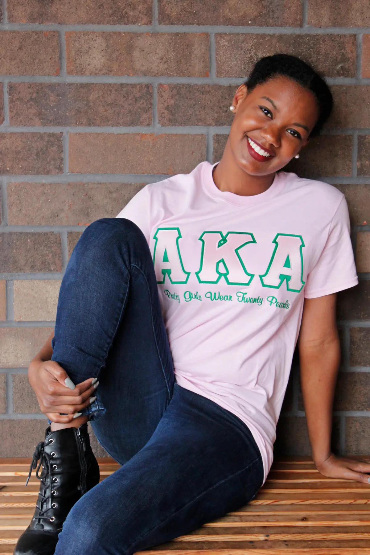 Alpha Kappa Alpha "Pretty Girls Wear Twenty Pearls" Tee 1