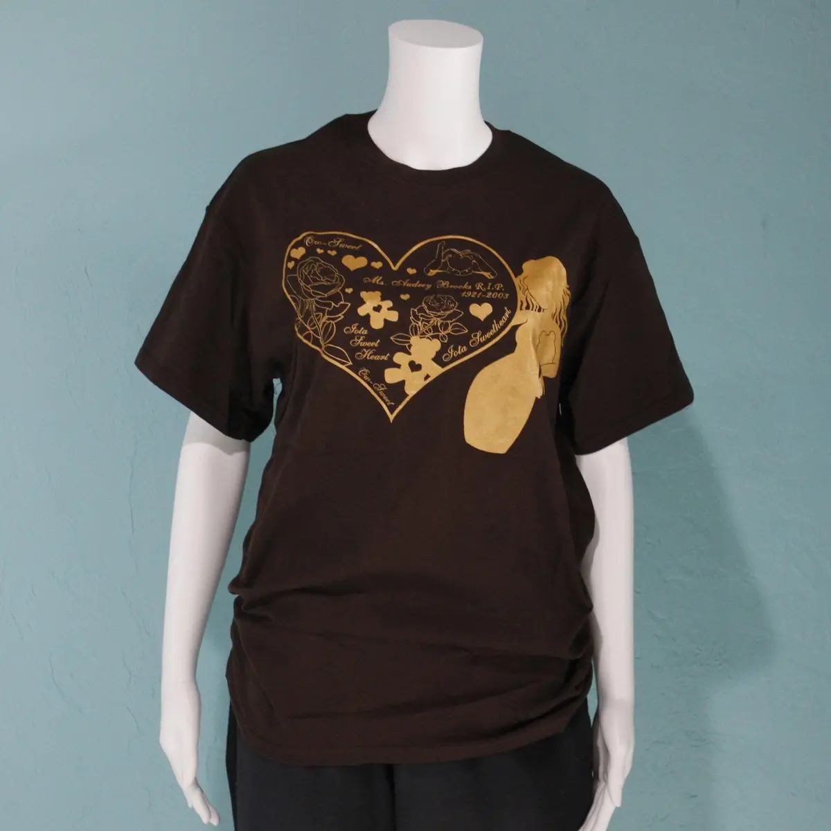 Iota Sweetheart Vinyl Heart Shirt 1