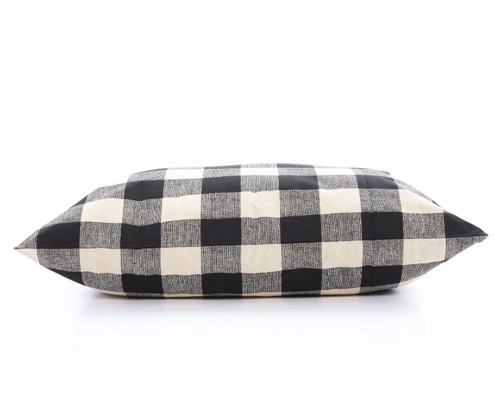 The Foggy Dog | Buffalo Plaid Dog Bed Cover 1