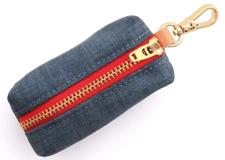 The Foggy Dog | Dark Denim Leash Bag 1