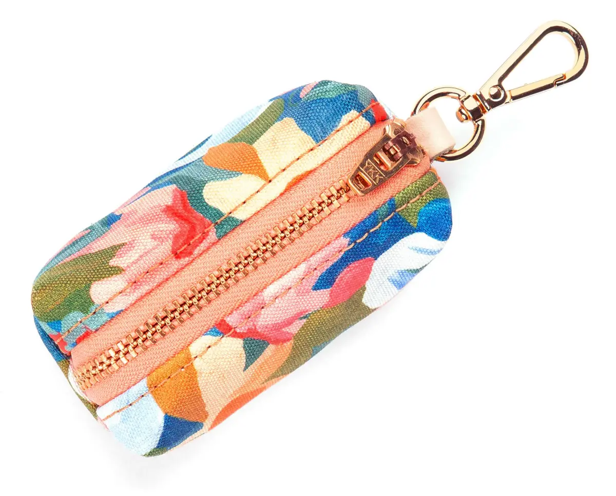 The Foggy Dog | Wildflower Leash Bag 1