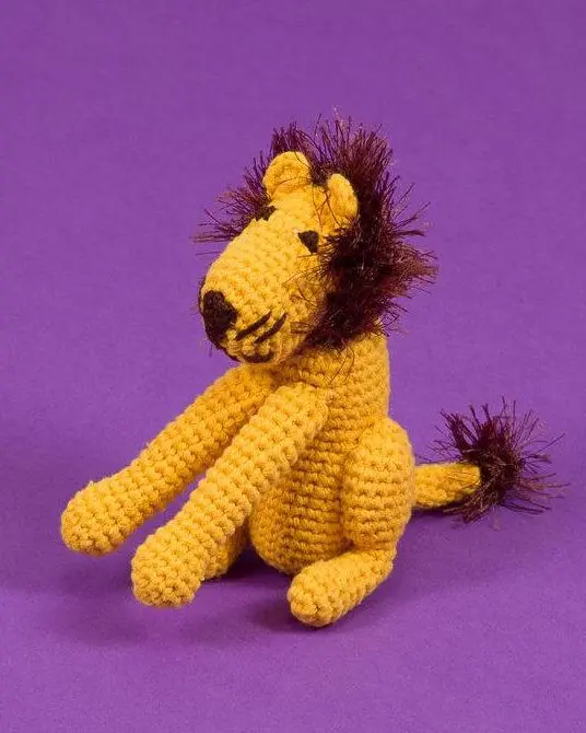 Hand Crochet Lion Knit Squeaky Dog Toy 1
