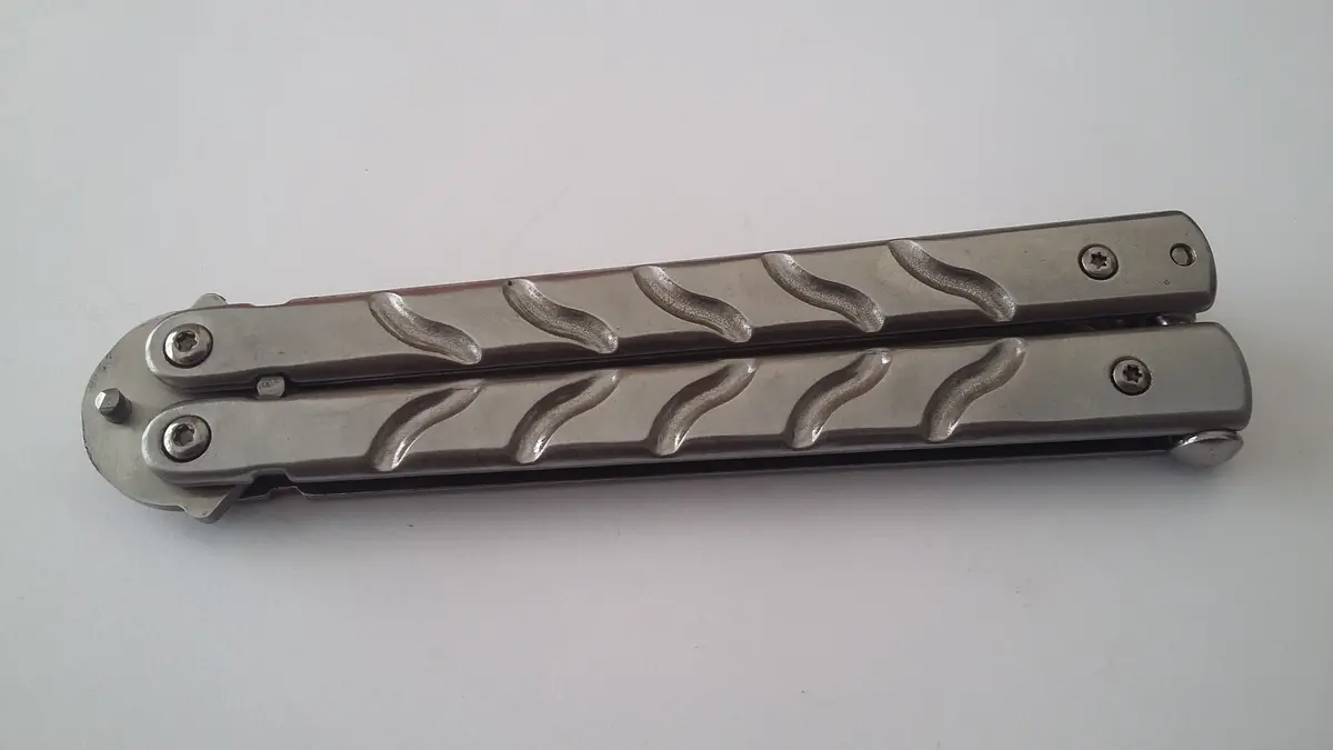 Butterfly Knife - Silver 1