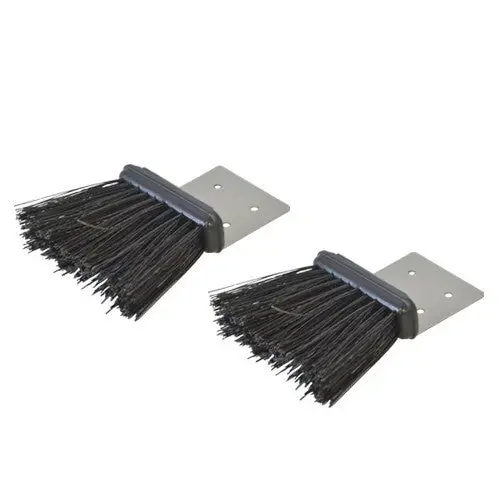 Gate Mate Brushes 1