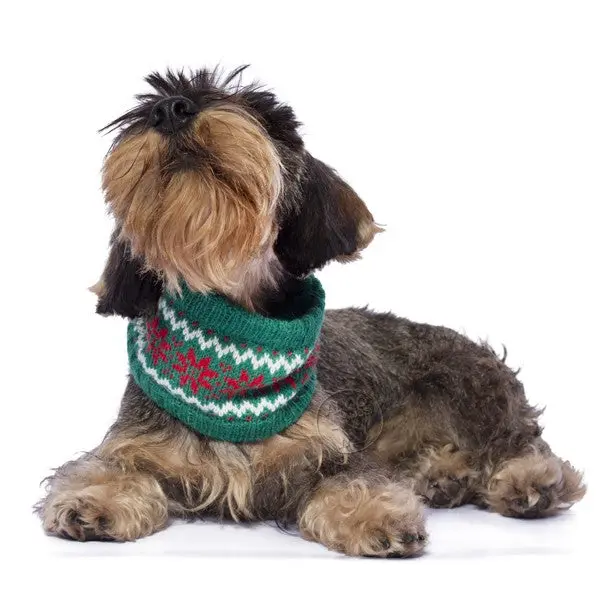 Holiday 2018 - Alqo Wasi | Snowflake Green Scarf 1