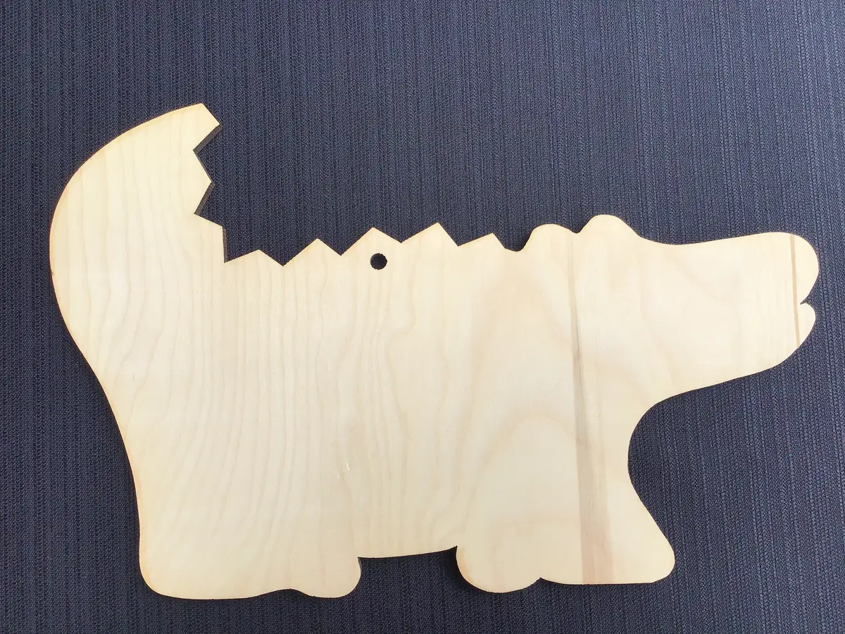 Alligator Wood Board 1