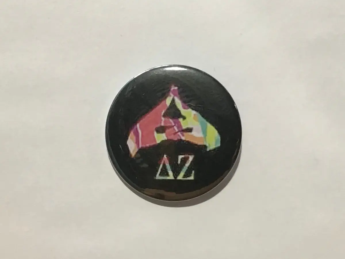 Delta Zeta Handsign 2.25" Printed Button 1
