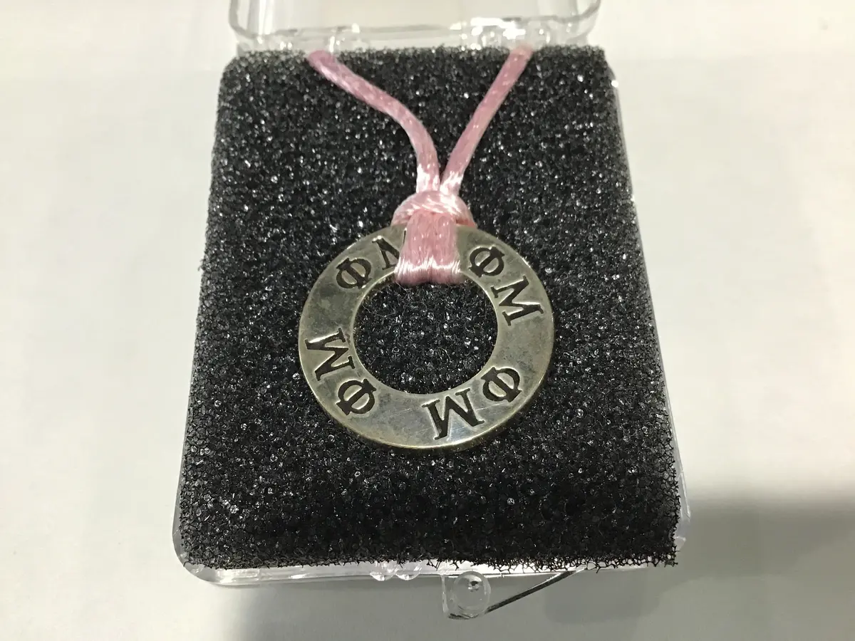 Phimu Round Charm Necklace 1