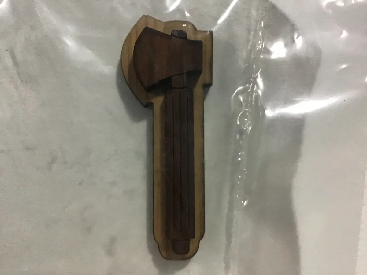 Axe Oak-Backed Symbol 1
